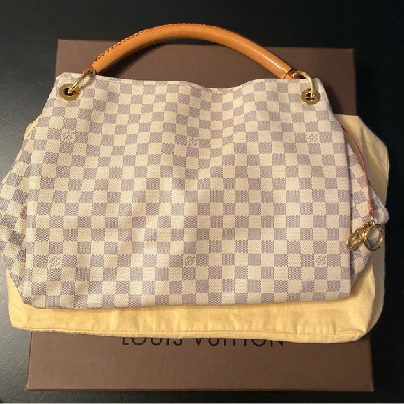 Louis Vuitton Artsy MM Oversized Slouchy purse. Beautiful Azure Demure leather - Picture 3 of 15